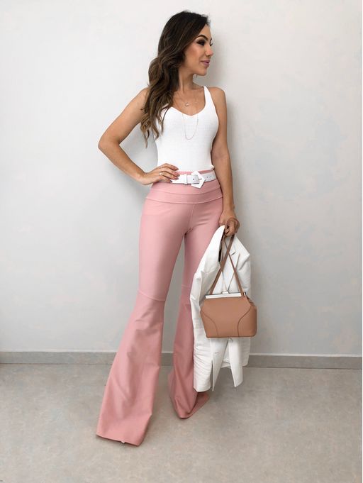 calça flare rose