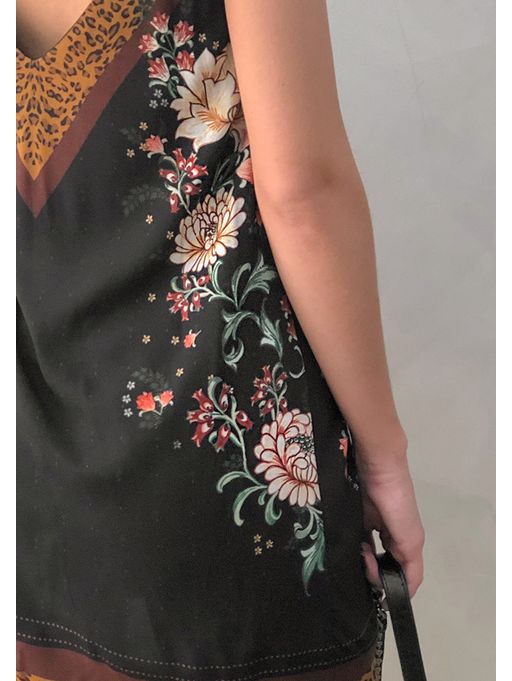 vestido onça em flor