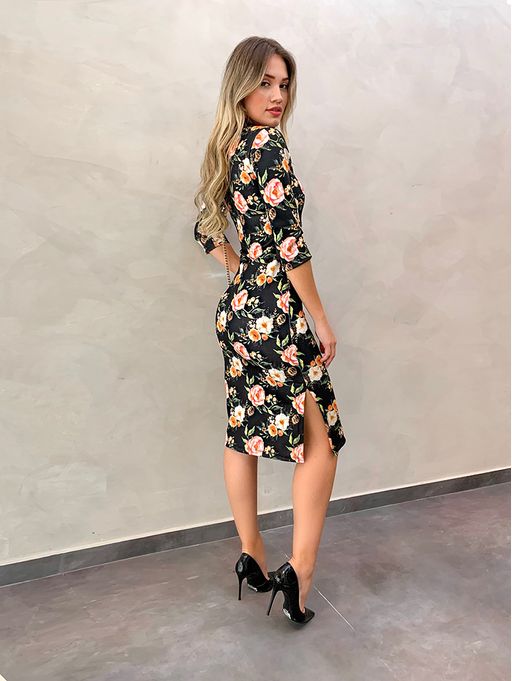 vestido neoprene floral