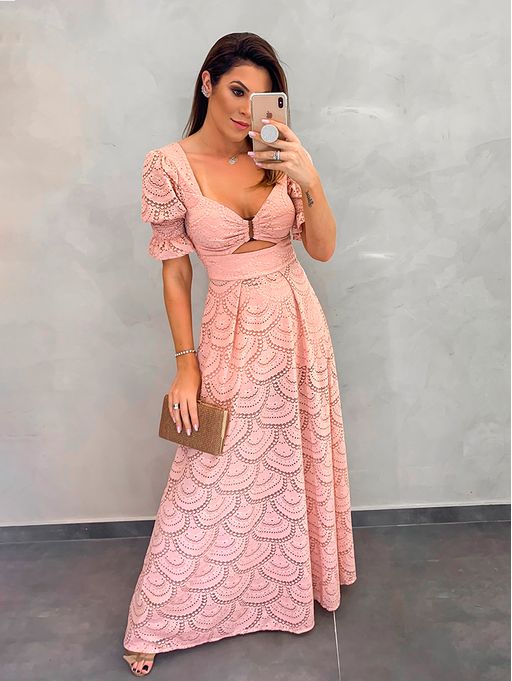 vestido longo renda rosa