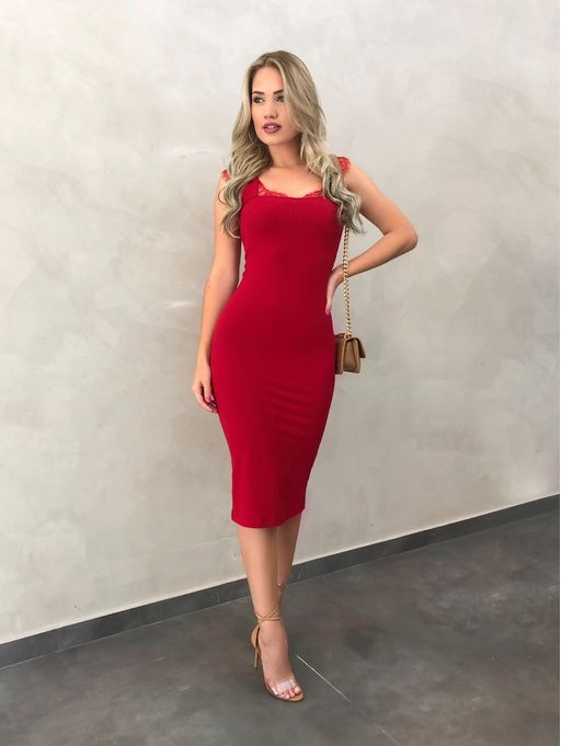 vestido vermelho canelado