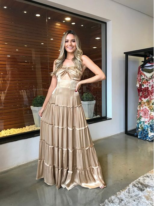 vestido cetim dourado