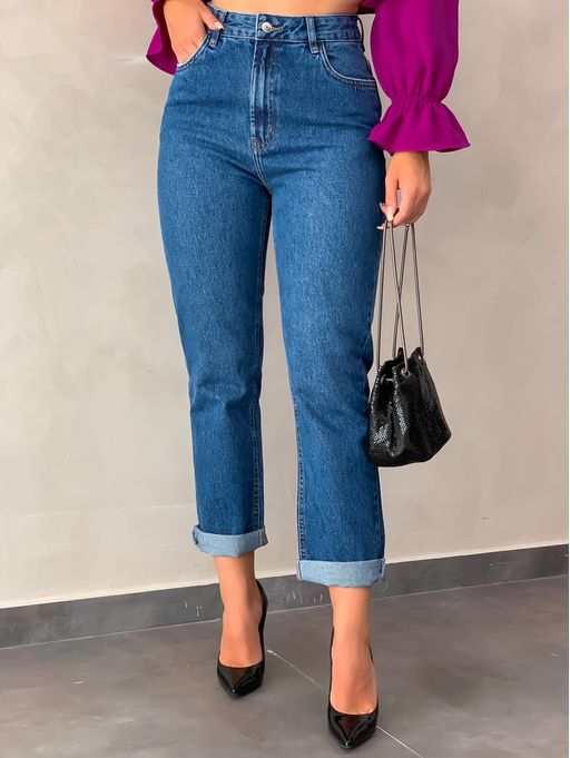 calça jeans mom