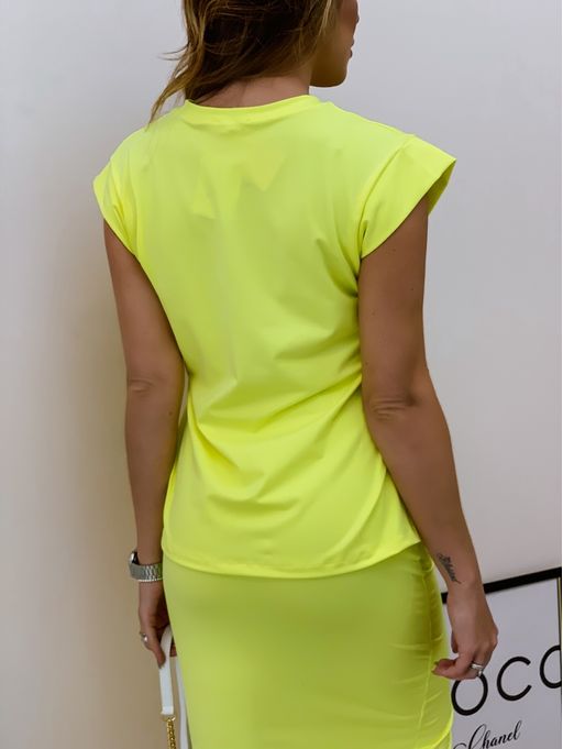 cor neon blusa